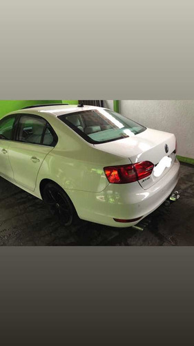 Volkswagen Jetta 2013 2.0 Tsi Highline 4p 211 Hp