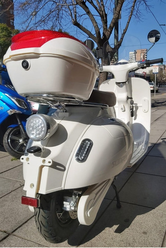 Imagen 4 de 25 de New Vespa Sunra Moto Okm Batería De Litio V