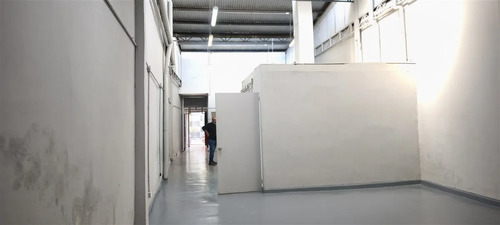 Bodega En Arriendo En Arturo Prat Para Distribuidora 