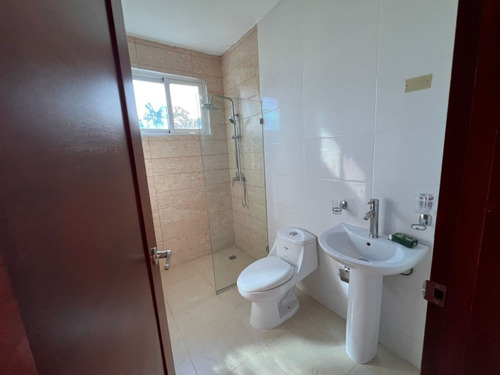 Apartamento En Venta Cerro Hermosoespacioso, Elegante Y
