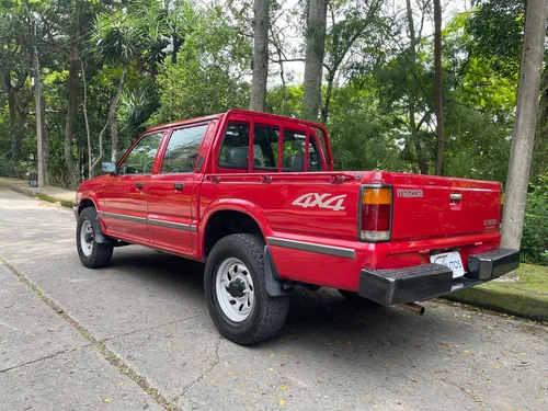 Mazda B2600 2.6 B2600