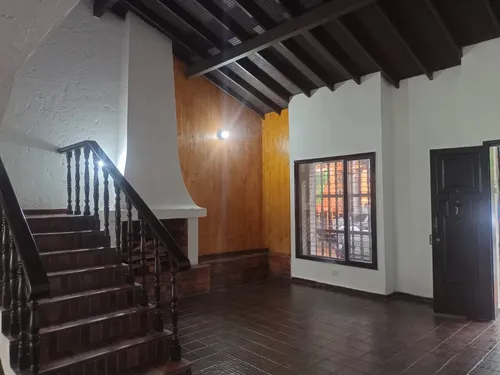 Casa Comercial En Arriendo En Patio Bonito, Poblado