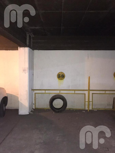 Imagen 4 de 6 de Cochera En Venta - Microcentro