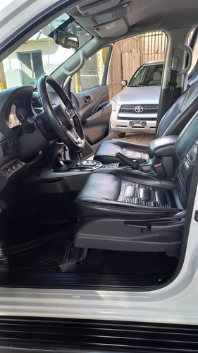 Nissan Frontier 4.0 Pro-4x V6 4x4 At