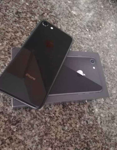 iPhone 8 64 Gb