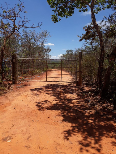 Chácara 4500m² A 29 Km Do Anel Rodoviário De Montes Claros