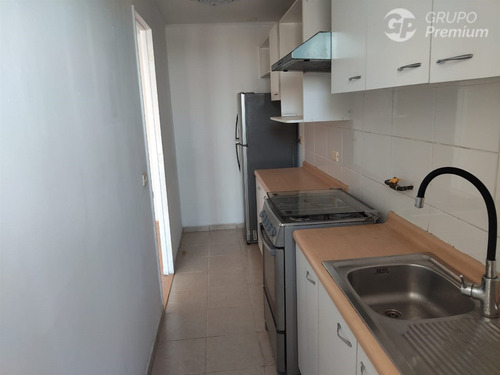 Departamento De 2d, Est. Y Bodega En Venta En Independencia