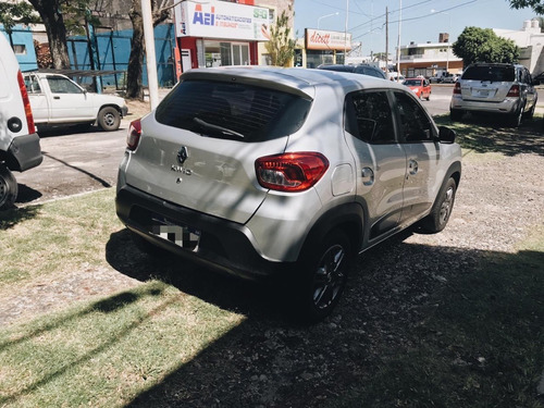 Renault Kwid Iconic 1.0 2018 17.000 Km