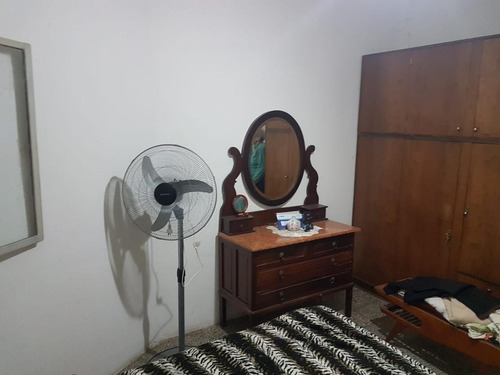 Imagen 6 de 11 de Departamento 1 Dormitorio Y Patio, Buena Ubicación - Santo Tomé