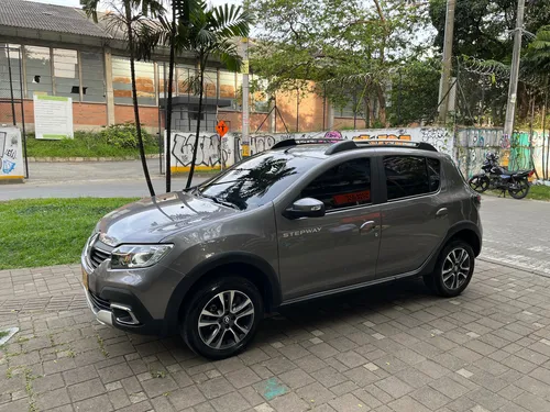 Renault Stepway 1.6 Intens