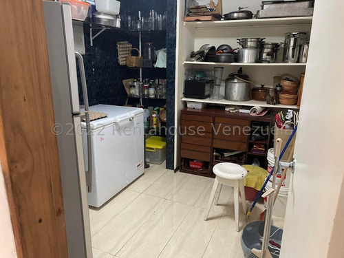 Ajr Casa En Venta En La Trinidad 24-18719 Yg