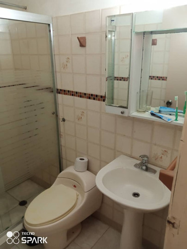 En Venta Casa O Town House Higuerote, Conj. Resid. Palma Real, Parcela B-2, Urb. Zona Del Este Y Caño Aguasal