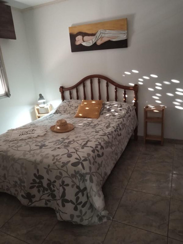 Casa En Venta - 5 Dormitorios 3 Baños - Cocheras - 500mts2 - Longchamps
