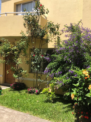 Vendo Casa Duplex Luminosa 2 Dorm, Estufa Leña, Maldonado