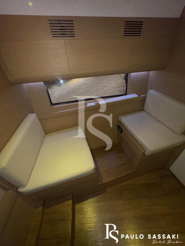 Lancha Real 40 Fly Ñ Phantom Coral Focker Azimut