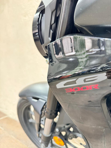 Honda Cb300 Abs, Prácticamente Nueva, 5800 Millas Originales