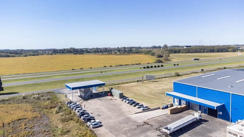 Depósito En Zarate Km 90 3600 M2 Con Hidrantes