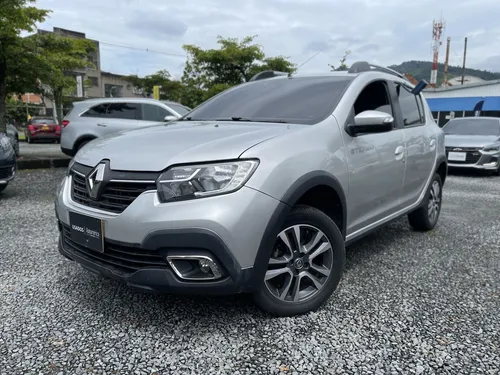 Renault Stepway 1.6 Intense Automática