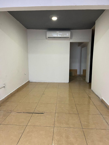 Oficina/local Comercial En Renta En Veracruz Fracc. Jardines De Virginia.