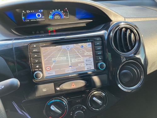 Toyota Etios Platinium