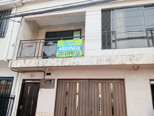 Casa En Arriendo En Cali Villa Colombia. Cod 106062