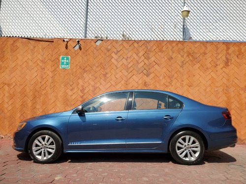 Volkswagen Jetta 2.0 Tiptronic At