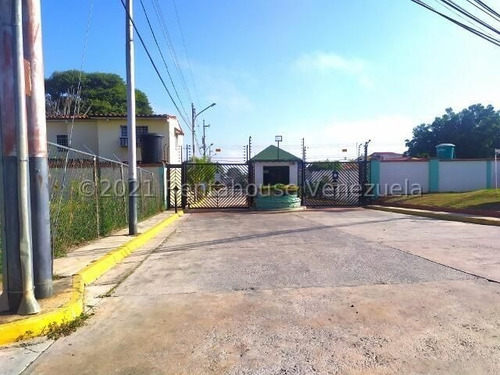 Imagen 17 de 30 de Casas En Venta En Cabudare, Lara. Código Flex: 22-14921 #0424 556 57 59 Monica C.