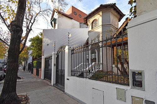 Venta Casa 6 Amb Jardin Y Pileta Parque Patricios