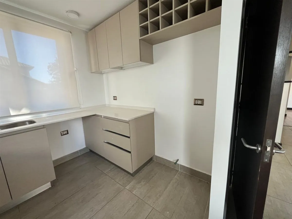Imagen 3 de 16 de Casa En Arriendo De 3 Dorm. En Colina