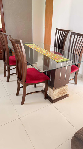 Mesa Com 4 Cadeiras