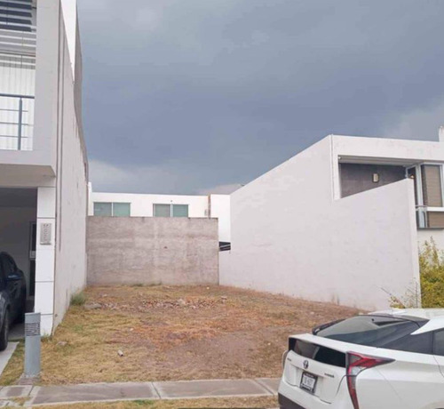 Terreno En Venta En Condominio Al Norte De Aguascalientes