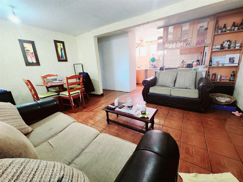 Departamento En Venta De 2 Dorm. En Maipú