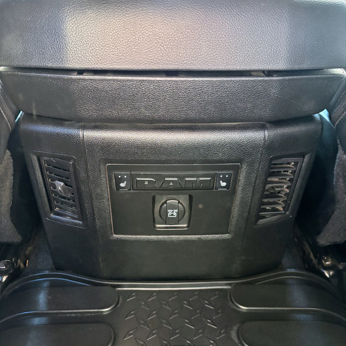 RAM 1500 5.7 Laramie Atx V8