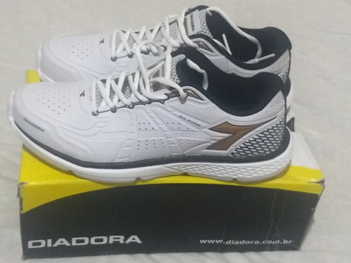 Diadora Masculino Fit Form
