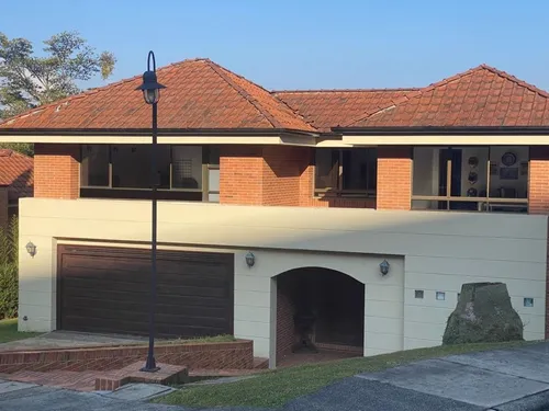 Casa En Venta En El Poblado - Loma De Los Balsos