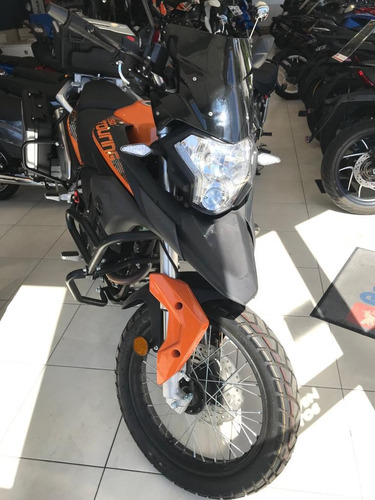 Imagen 8 de 10 de Corven Triax Touring 250