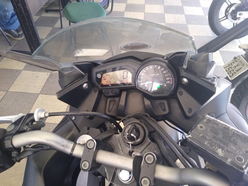 Imagem 4 de 10 de Yamaha Xj6f