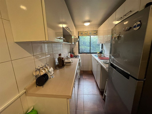 Casa En Venta De 3 Dorm. En Las Condes