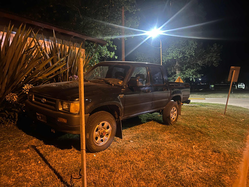Toyota Hilux 2.8 D/cab 4x4 D Dlx