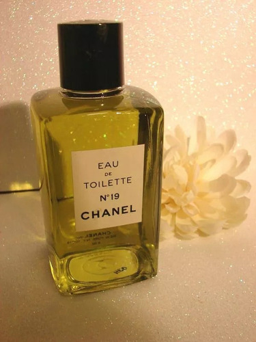 Chanel No. 19 - Eau De Toilette - 118ml. Empaque Sellado.