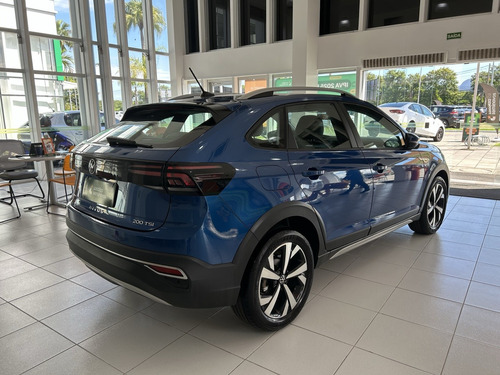 Volkswagen Nivus 1.0 200 TSI TOTAL FLEX HIGHLINE AUTOMÁTICO