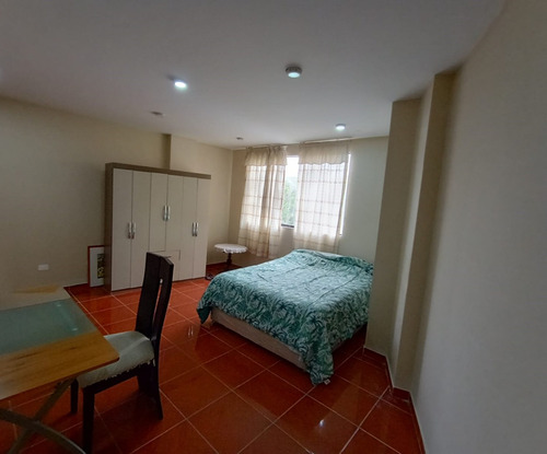 Alquilo Habitación Con Baño Propio, En Surco, Para Persona Sola