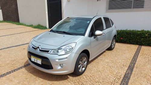 Imagem 1 de 7 de Citroen C3 Attraction 1.2 Prata 2017