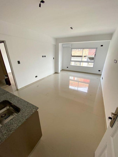 Imagen 11 de 12 de Departamento A Estrenar 2 Amb. - Miñones 2592 - L. Del Mirador