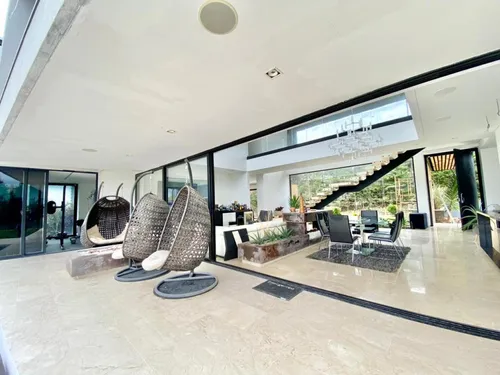 Casa En Venta En Las Palmas. Cod V11277