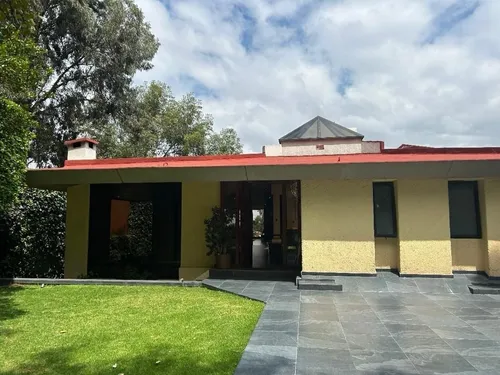 Casa En Venta En Bosques De Las Lomas - Cr2040
