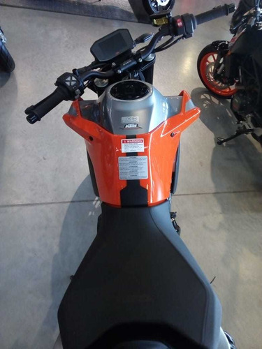 Ktm Duke 790