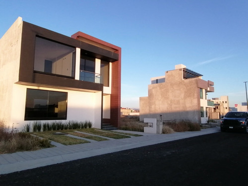 Imagen 2 de 24 de Casa En Explanada Sur, Pachuca De Soto Hidalgo.