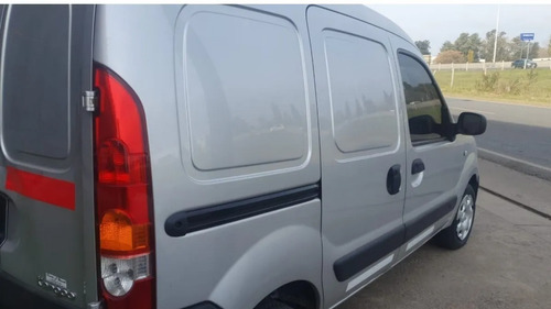 Imagen 21 de 22 de Renault Kangoo 1.6 Año 2014