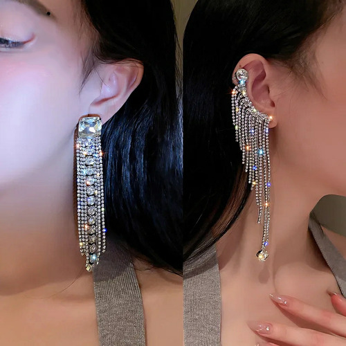 Glamorosos Aros De Fiesta Asimétricos, Con Brillantes